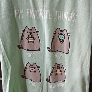 Pusheen "My Favorite Things" Cute Cat Graphic T-Shirt - Green Size Medium